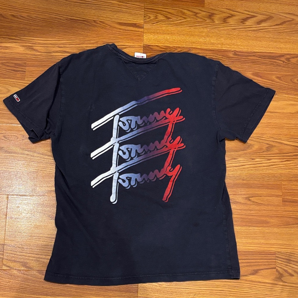 Vintage style Tommy Hilfiger cotton tee